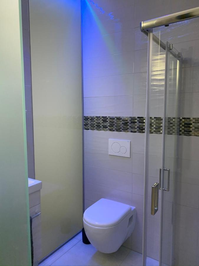 Executive Double Room With En-Suite In Guest House City Centre R4 룩셈부르크 외부 사진